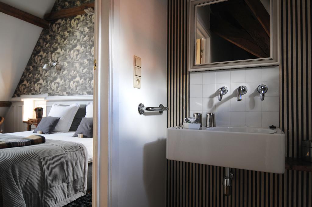 B&B Number 11 Exclusive Guesthouse Brugge Eksteriør bilde